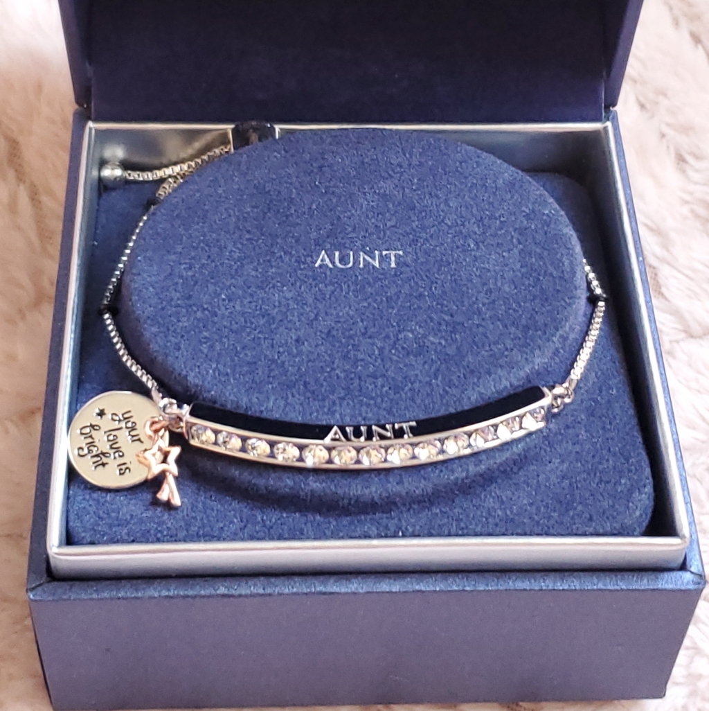 Brilliance Two Tone Crystal Aunt Bracelete